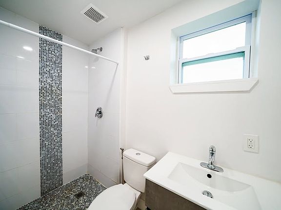5th image of 2020 45th Street Ct E #C