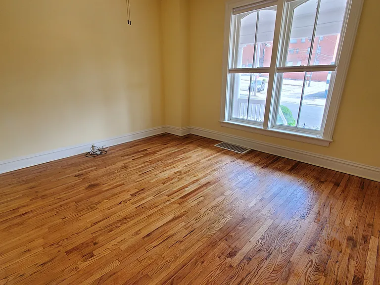 1211 Jules St #1/2 — Photo 5