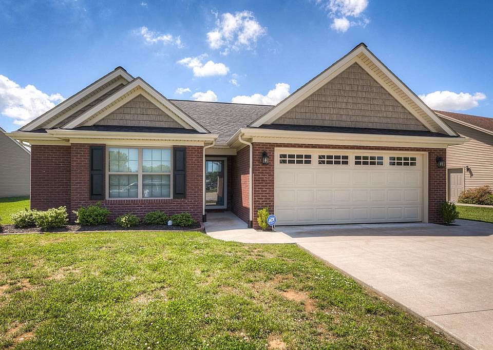 1st image of 402 Bluegrass Dr