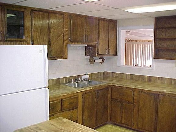3rd image of 644 Pecan Ct