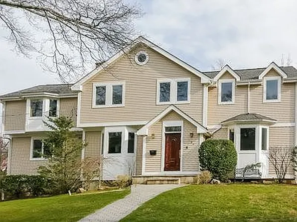 134 Plymouth Dr, Scarsdale, NY 10583