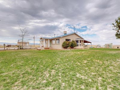 25 Bluegrass Rd S, Estancia, NM, 87016