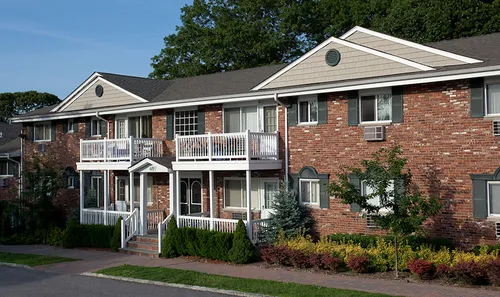 Fairfield at New England Village Photo 1