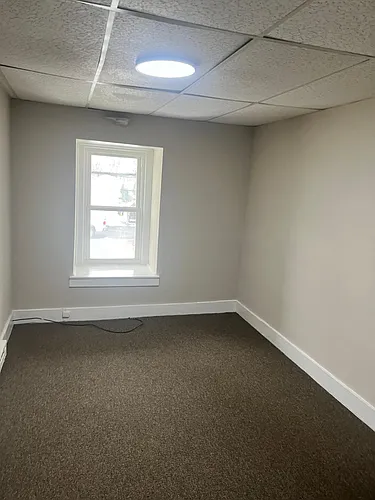 305 S White Oak St #3 Photo 1