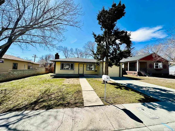 568 Apple St, Reno, NV 89502
