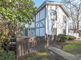 66 Birchwood Rd, Medford, NY 11763