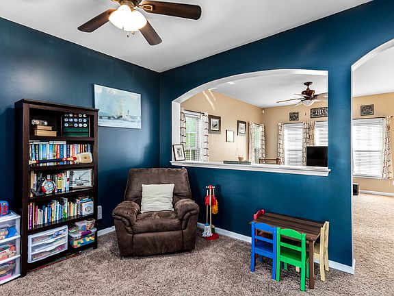 4th image of 105 Kestrel Dr