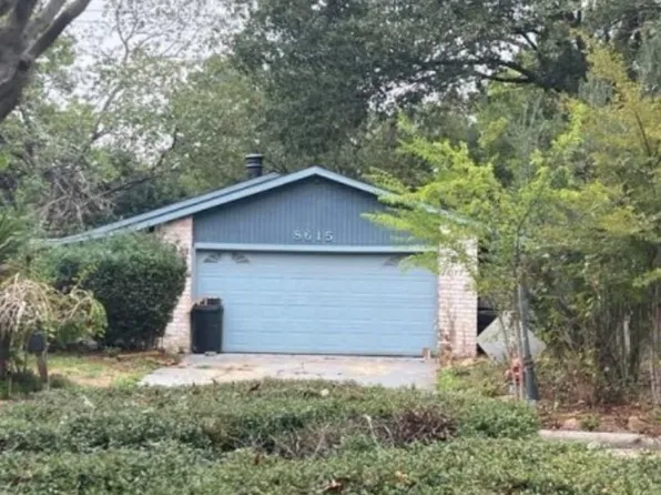 8615 Pine Shores Dr, Humble, TX 77346