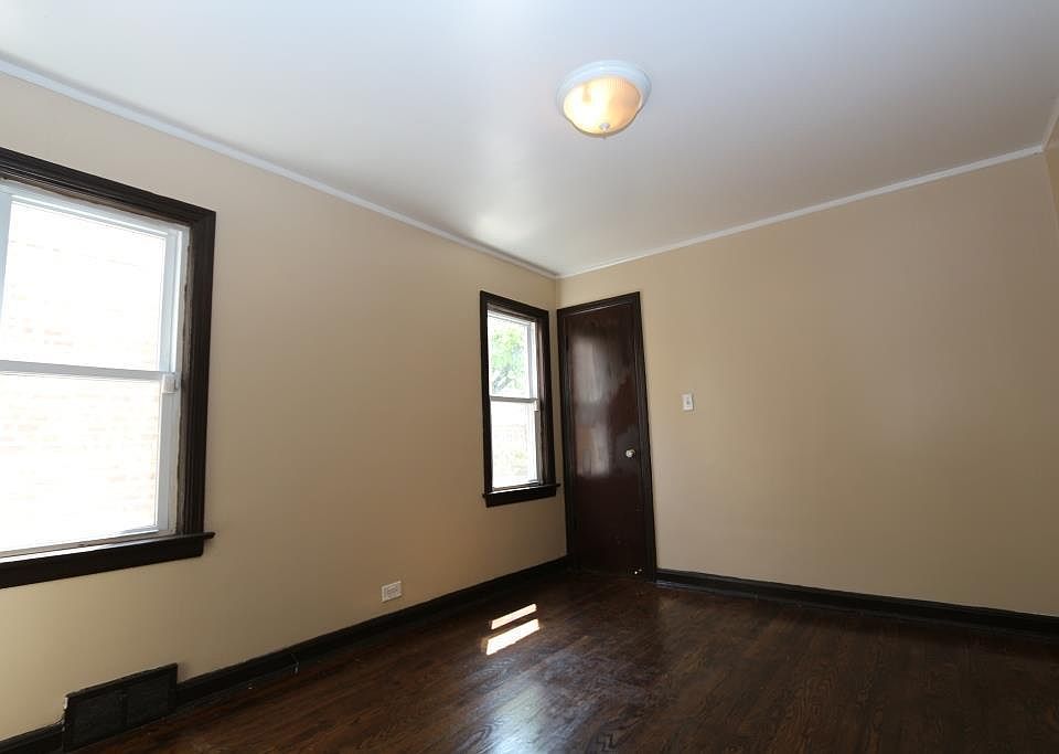 2nd image of 7707 S Wolcott Ave