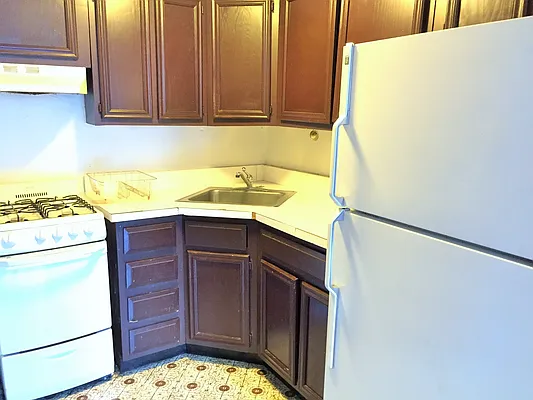 Rented by Joe Gotham LTD | media 3