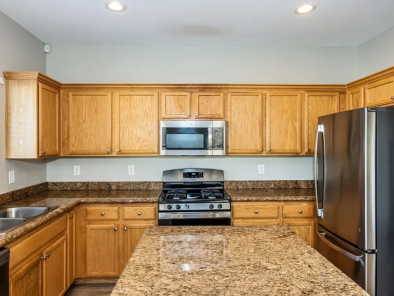 10931 Colour Magic St — Photo 9
