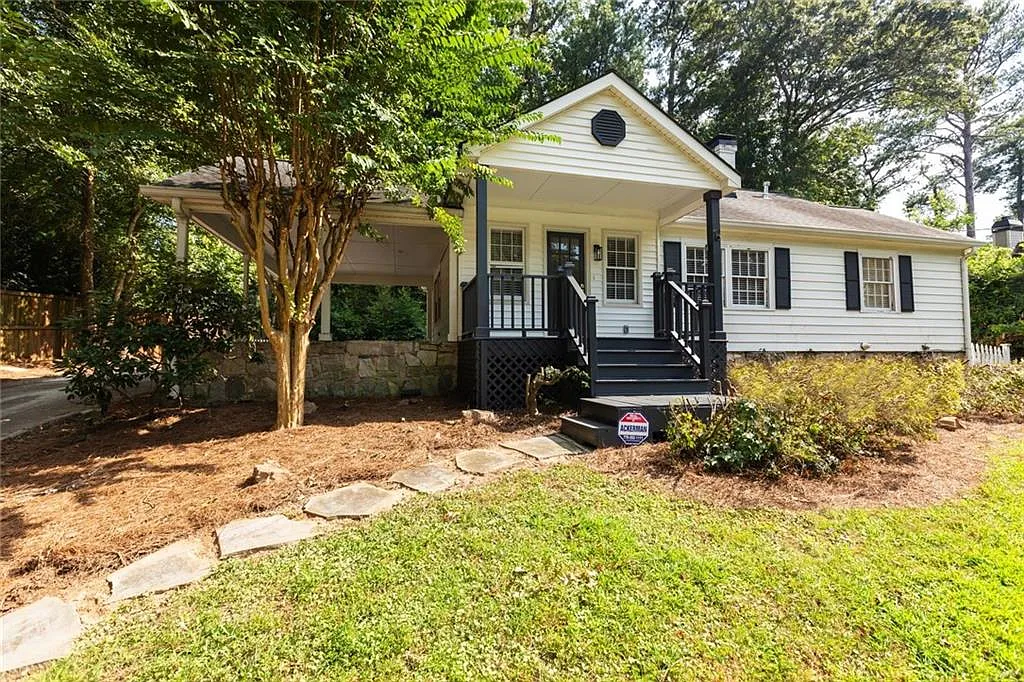 5 bed, 3100 sqft, $5,250 — Photo 4