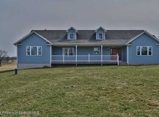186 Pig Barn Rd, Laceyville, PA 18623
