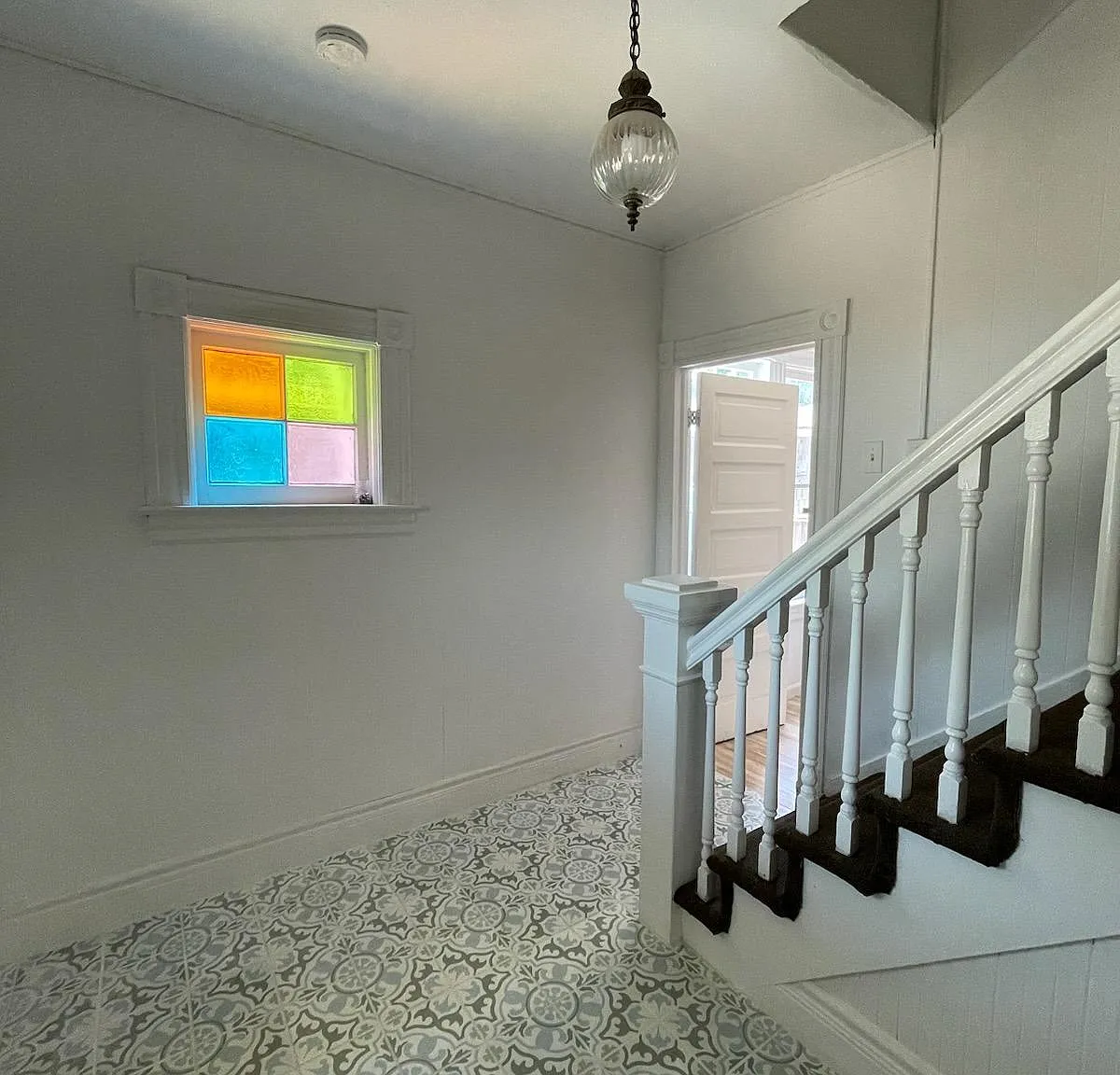 3 bed, 1020 sqft, $2,650 — Photo 2