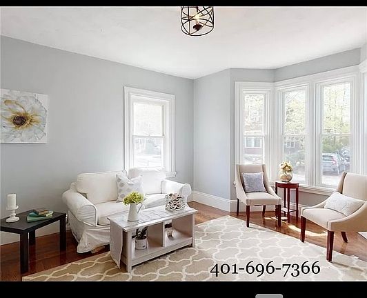 3rd image of 142 W Clifford St #1