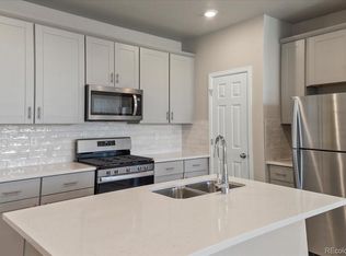 6372 N Lisbon St, Aurora, CO 80019