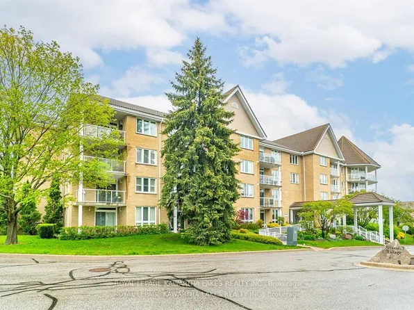 51 Rivermill Blvd #404, Kawartha Lakes, ON K9V 6E8