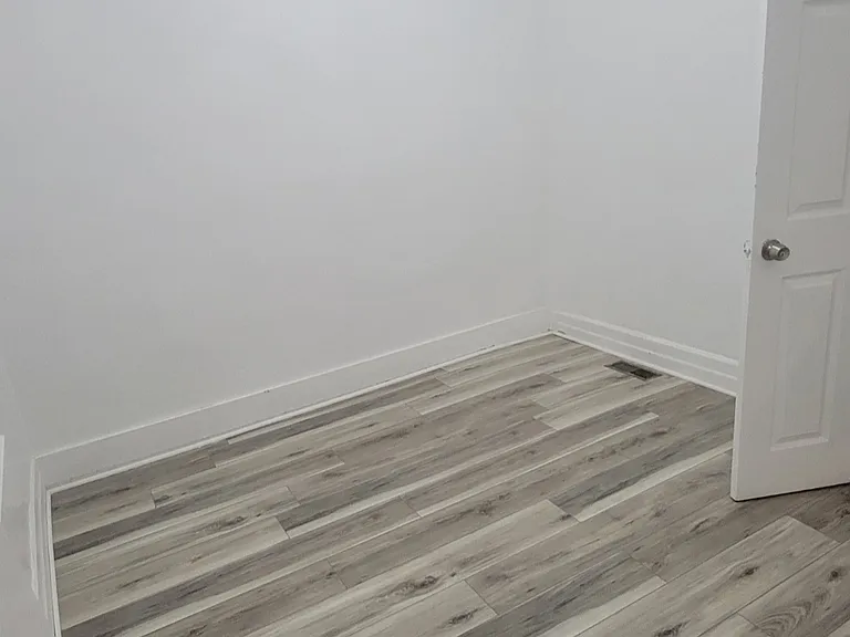 3338 Holbrook St — Photo 3