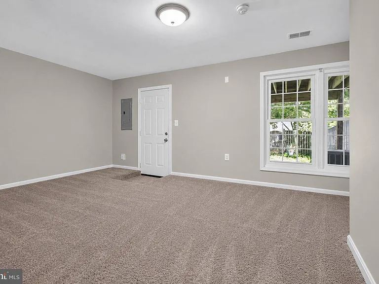 722 Hetzel Ter SE — Photo 26