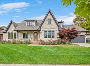 2112 N Ridge Ave, Arlington Heights, IL 60004