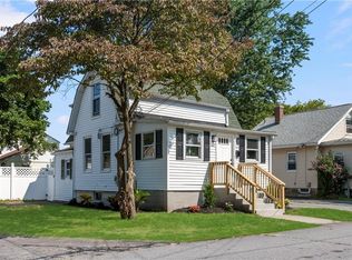 107 Greylawn Ave, Warwick, RI 02889