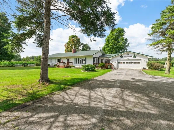 8341 VT Route 105, Sheldon, VT 05450