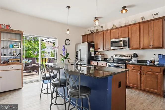 185 Magellan Dr — Photo 17