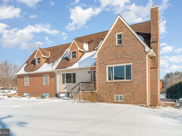 1417 Miller Rd, Dauphin, PA 17018