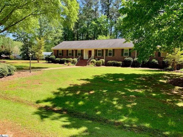 63 Huntingdon Rd, Clinton, SC 29325