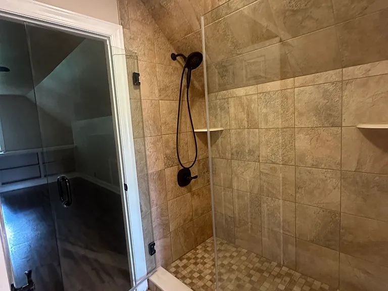 528 E Cherry St — Photo 23
