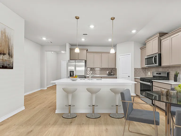 1220 Canton Dr — Photo 11