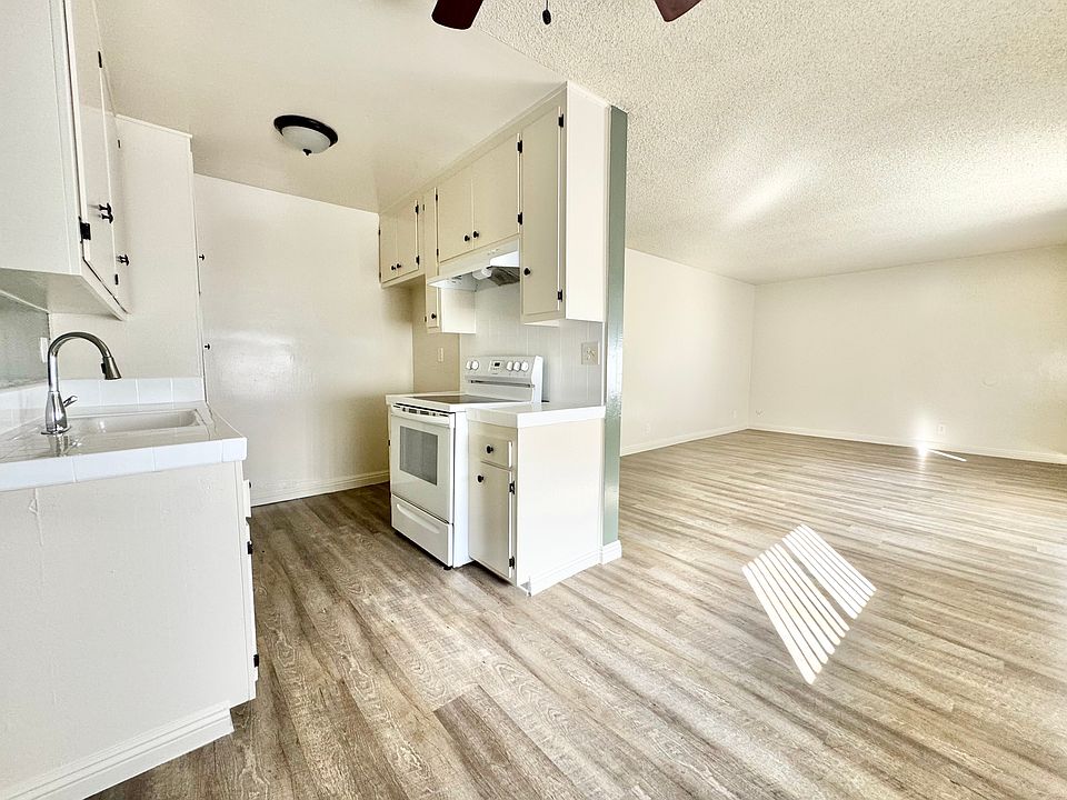 1st image of 6729 Cleon Ave #2A