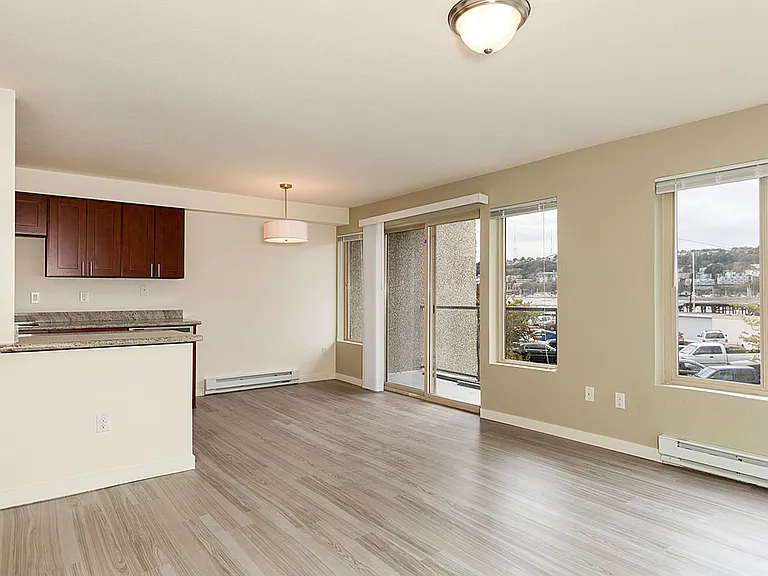Minor Tower Apartments - Located in Eastlake — Photo 83