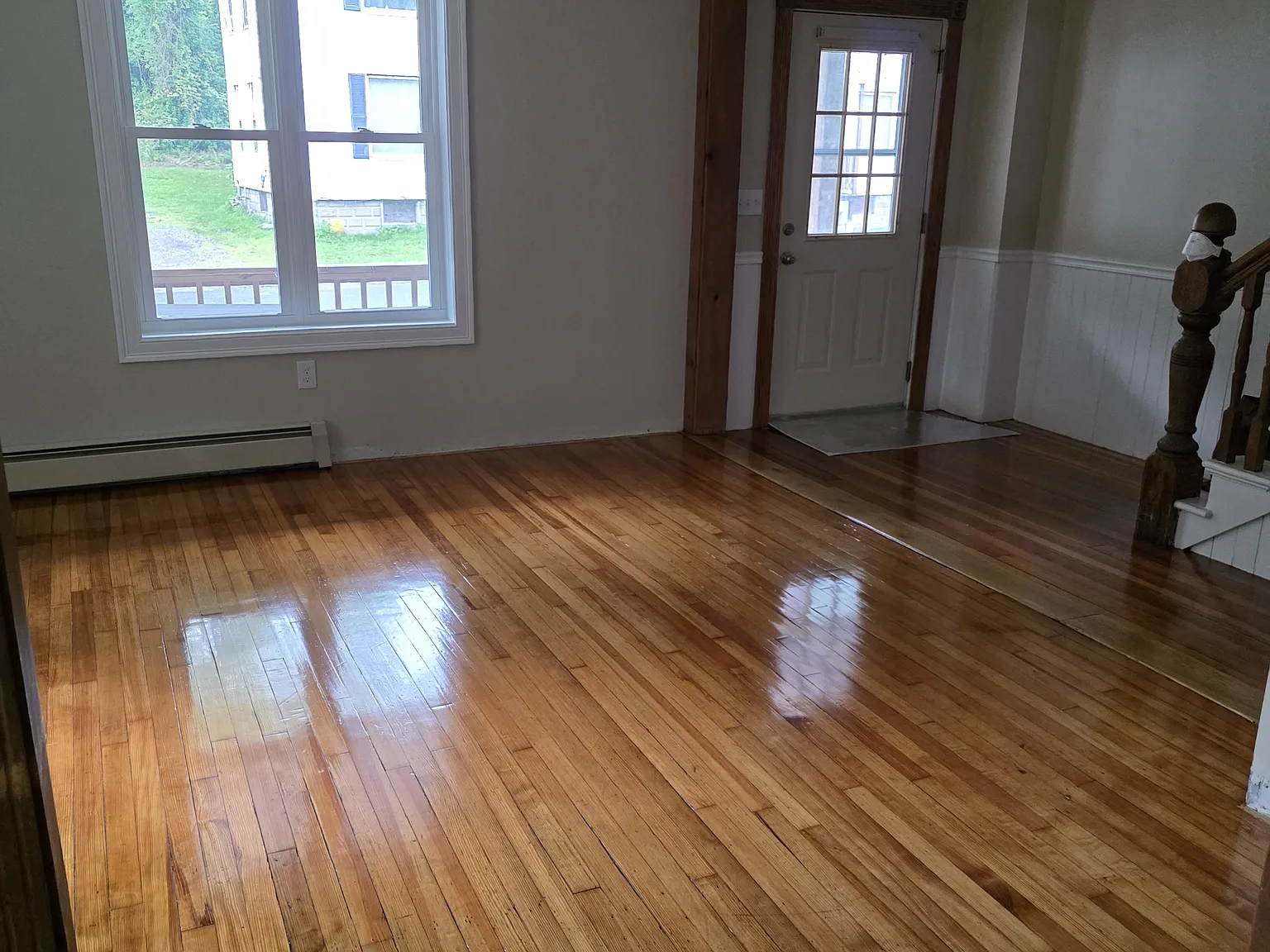 4 bed, 1800 sqft, $1,850 — Photo 2