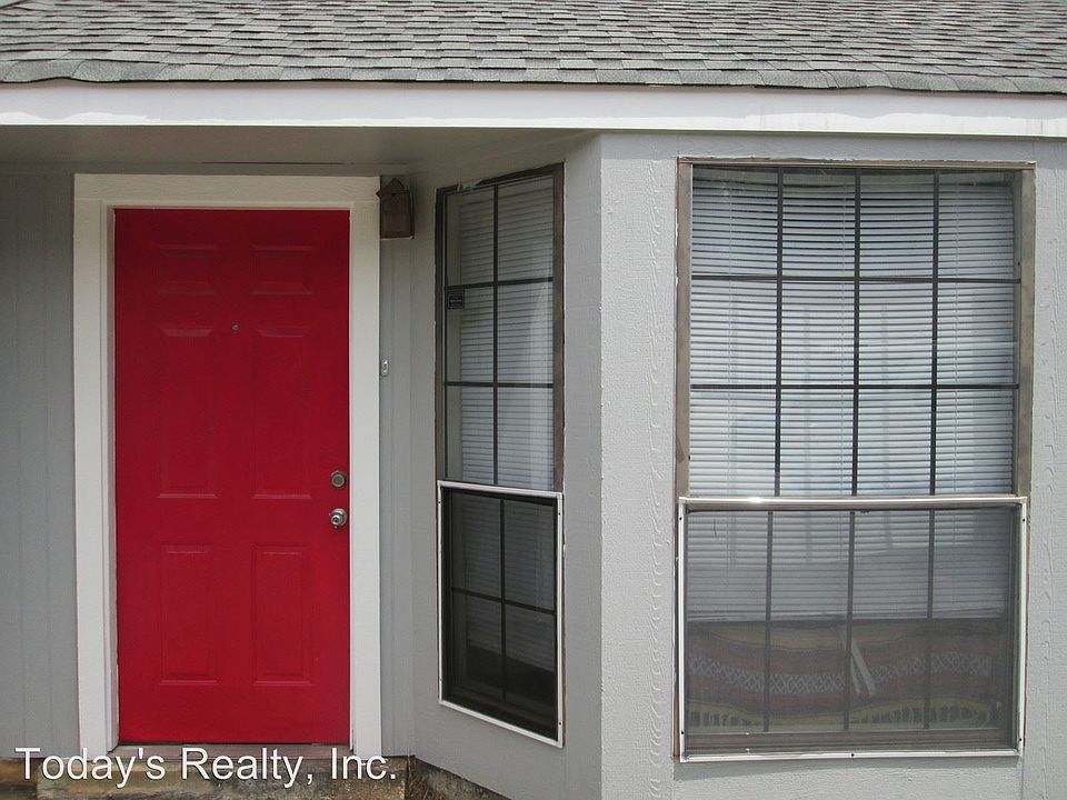 2nd image of 402 Kennon Ln APT 6