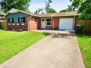 708 Holoway Dr, Midwest City, OK 73110