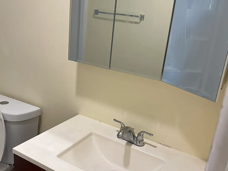 1901 W Florence Ave #5 — Photo 9