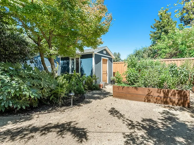 1531 W Laurel Ave — Photo 63