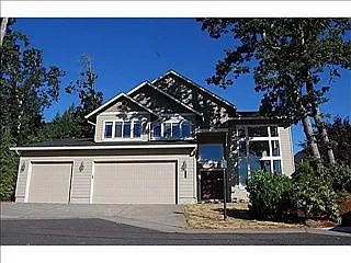 3324 Bentley Ave photo 1