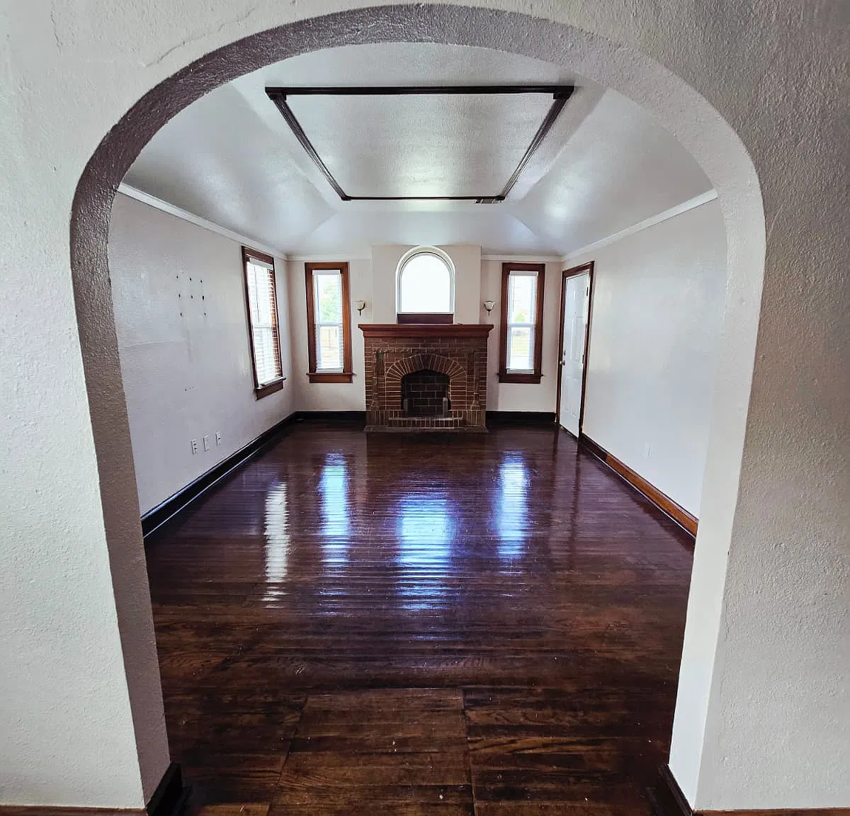 2 bed, 1200 sqft, $1,250 — Photo 1