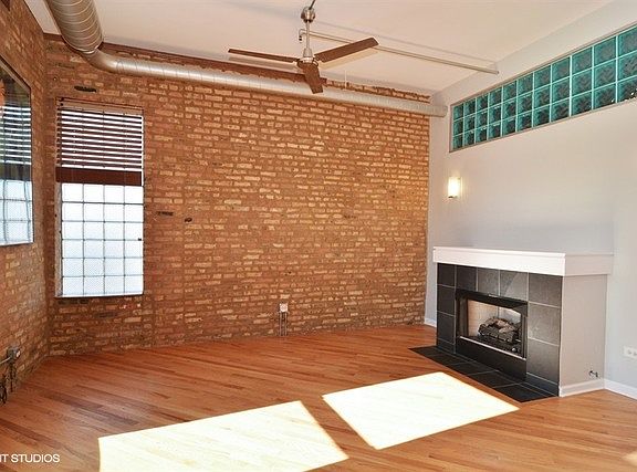 2nd image of 1400 N Milwaukee Ave APT 407
