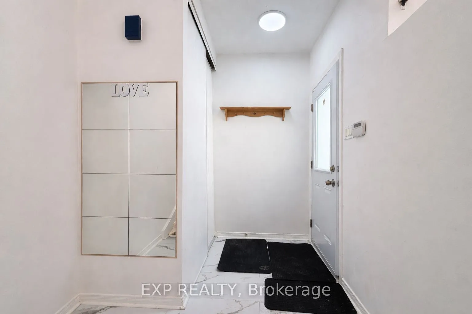 3 bed, $2,200 — Photo 2