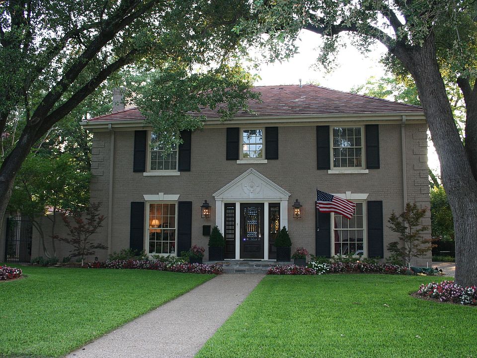 1st image of 2436 Medford Ct W