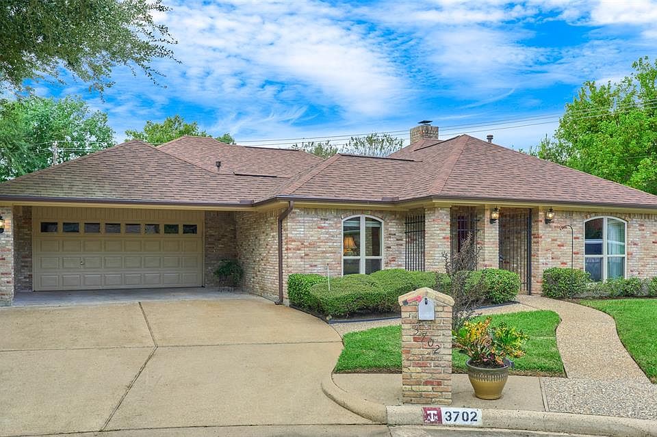 1st image of 3702 Lake View Ct