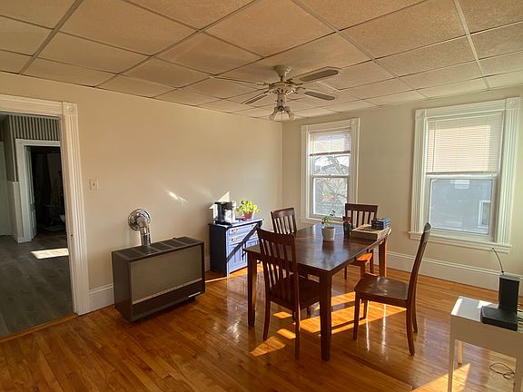 4th image of 6 Almont Ave #3