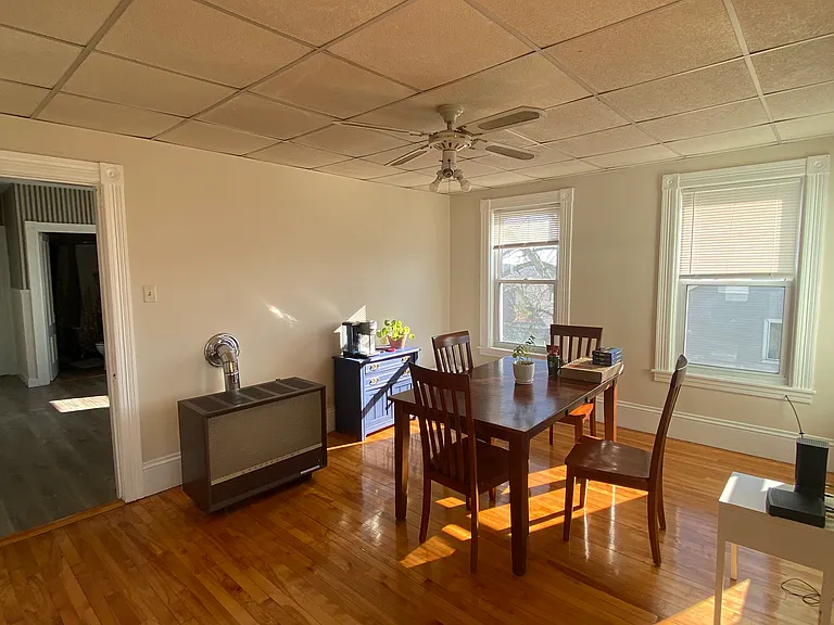 6 Almont Ave #3 — Photo 4