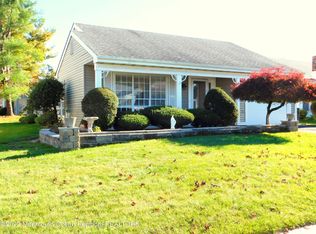 37 Hastings Rd, Manchester, NJ 08759