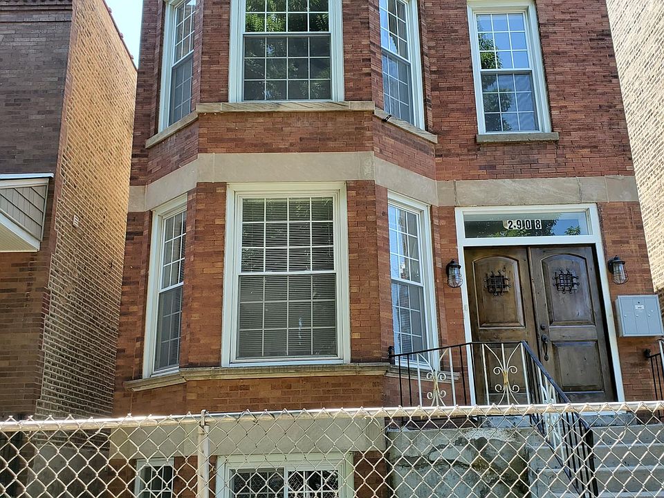 1st image of 2908 N Rockwell St #2