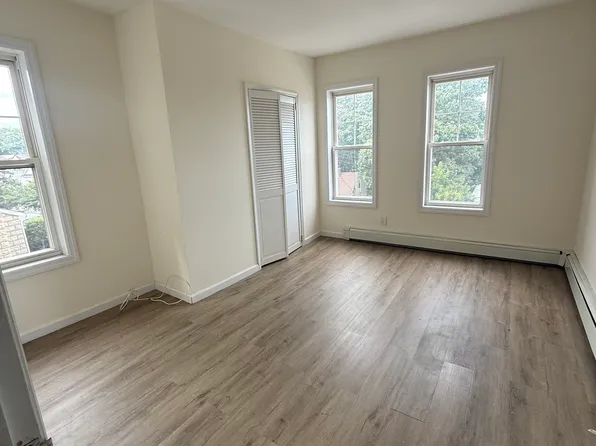 36 Hancock Ave APT 2, Yonkers, NY 10705