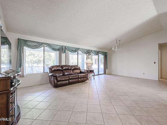 4th image of 2708 Leisure World